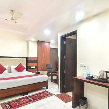 Hotel Emporio View - New Delhi Railway Station - Paharganj Екстер'єр фото
