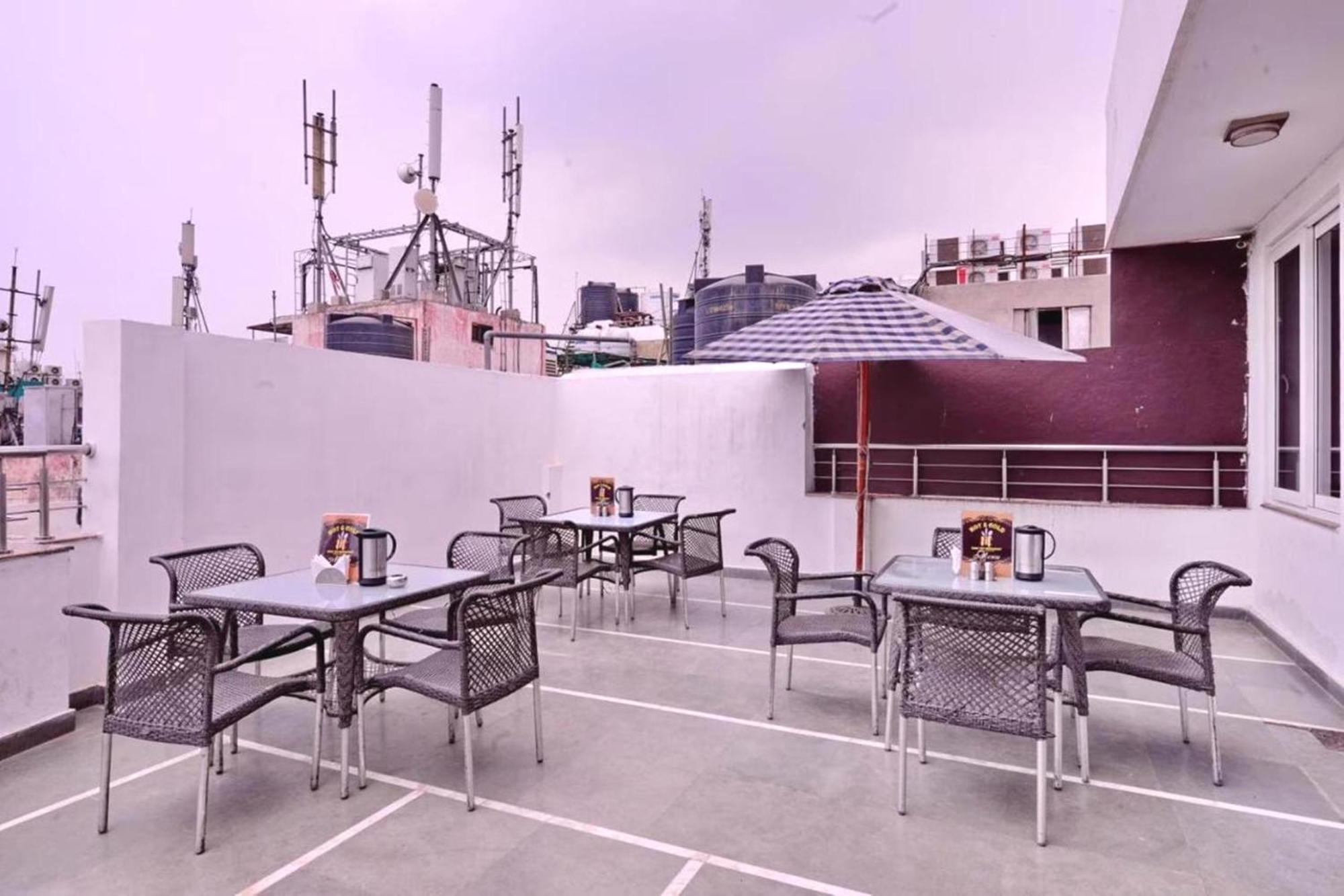 Hotel Emporio View - New Delhi Railway Station - Paharganj Екстер'єр фото