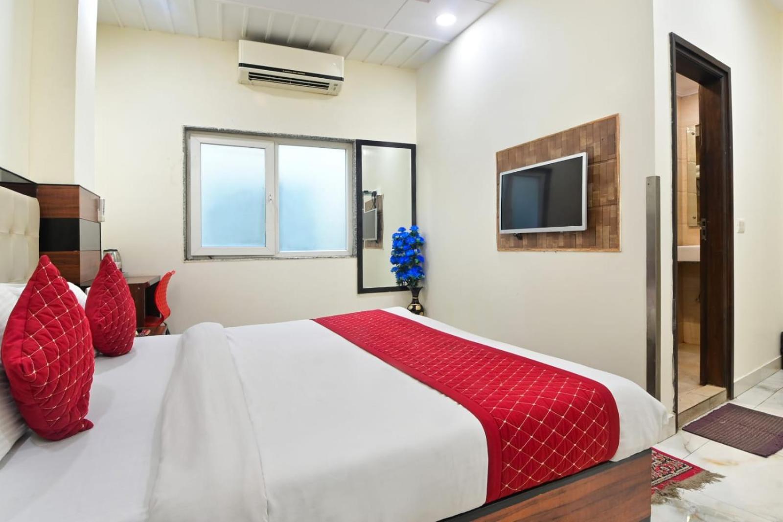 Hotel Emporio View - New Delhi Railway Station - Paharganj Екстер'єр фото