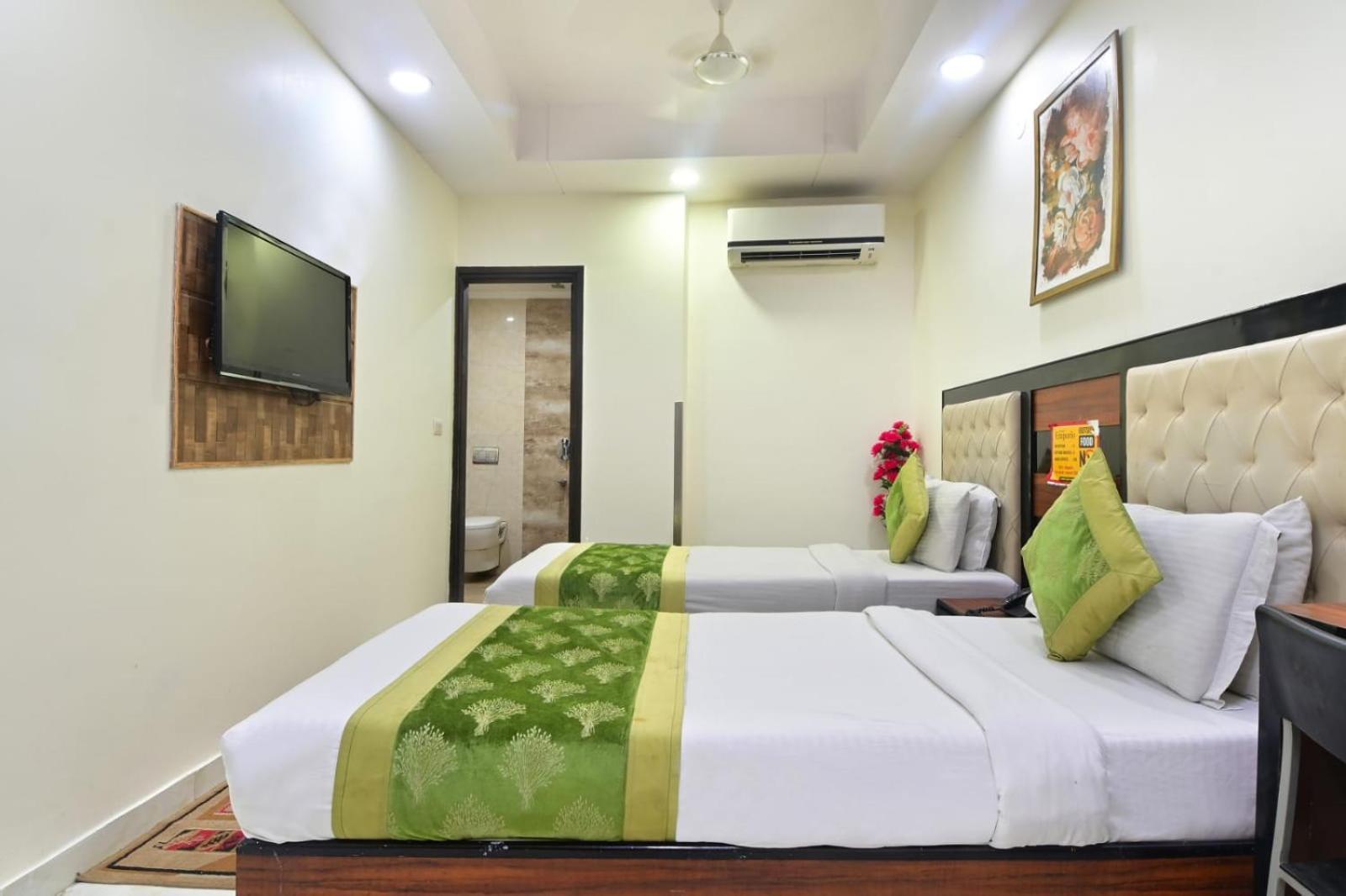 Hotel Emporio View - New Delhi Railway Station - Paharganj Екстер'єр фото