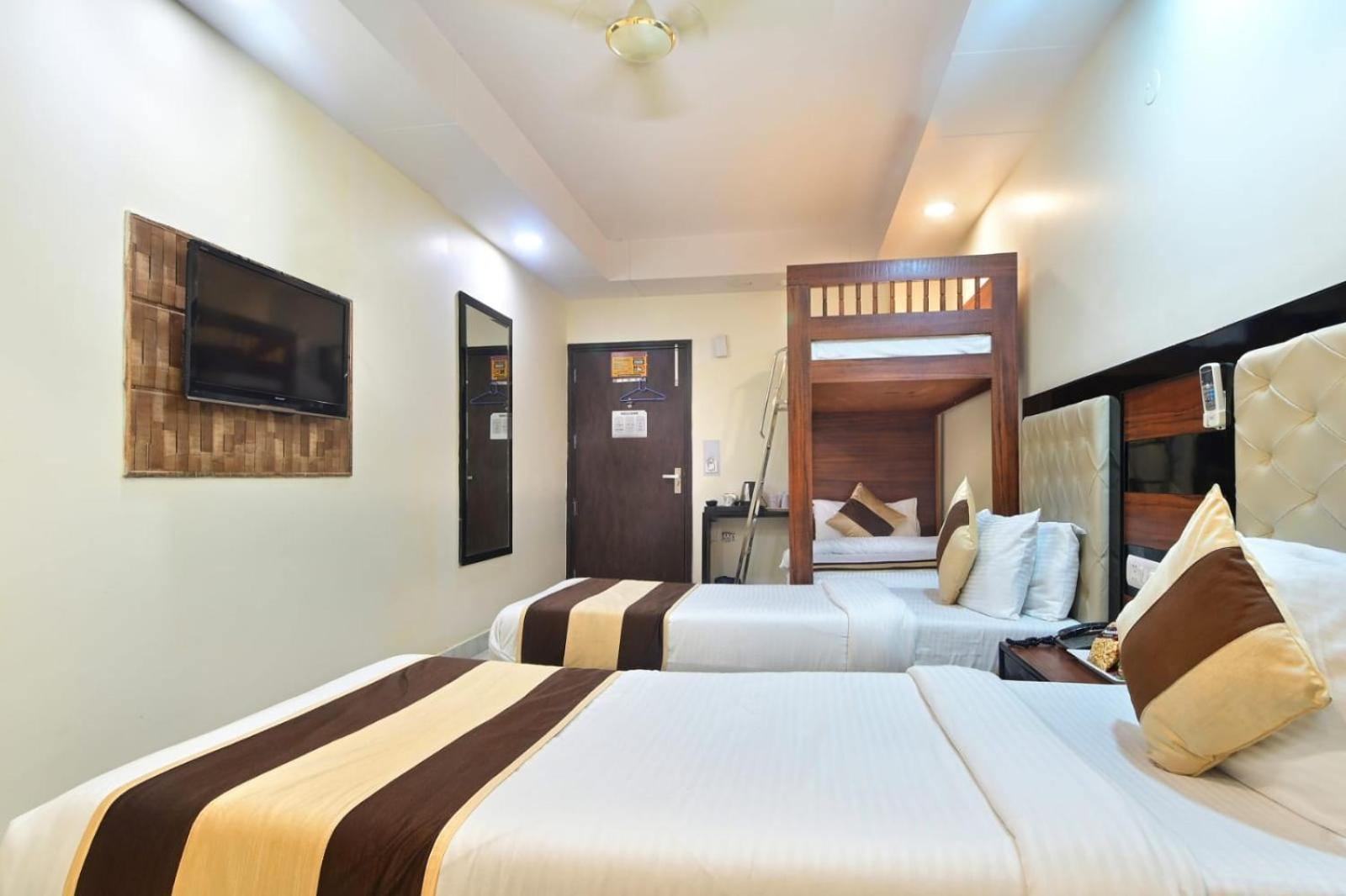 Hotel Emporio View - New Delhi Railway Station - Paharganj Екстер'єр фото