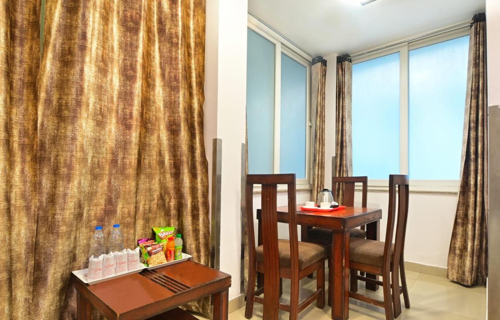 Hotel Emporio View - New Delhi Railway Station - Paharganj Екстер'єр фото
